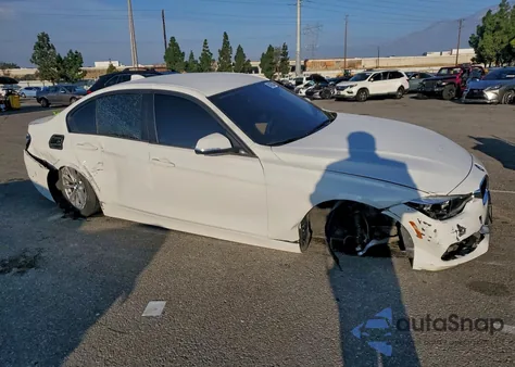 2017 BMW 320 I z USA, uszkodzony, nr VIN WBA8E1G50HNU15147